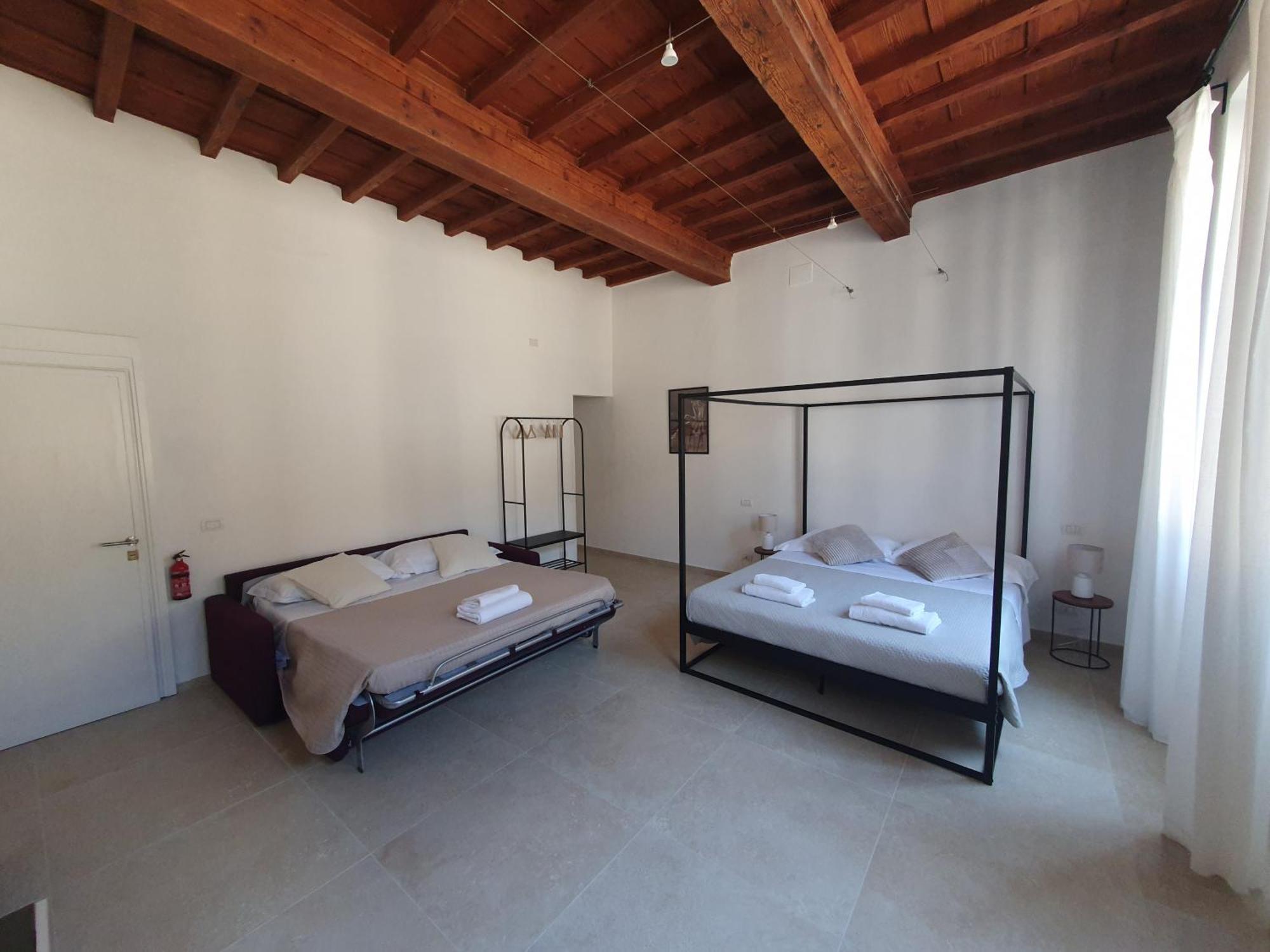 Pitti Rainbow Homestay Florence
